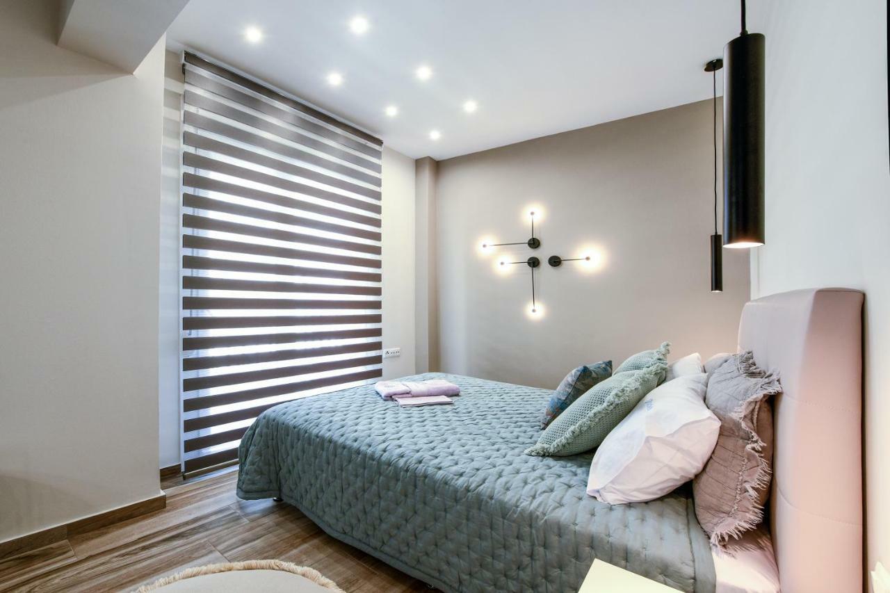Adell Luxury Apartments Kavala Esterno foto