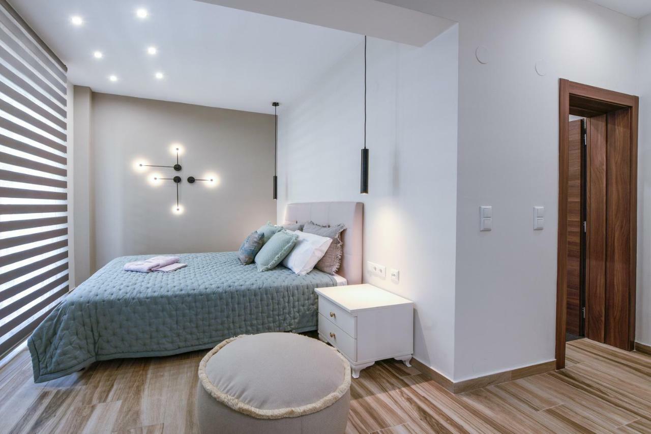 Adell Luxury Apartments Kavala Esterno foto